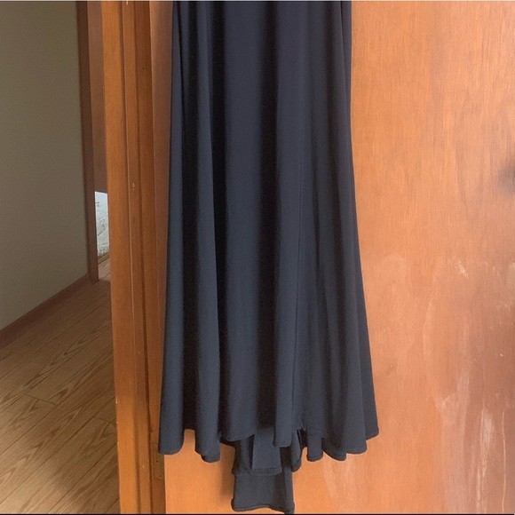 David’s Bridal - Blondie Nites Dress - Picture 2 of 5